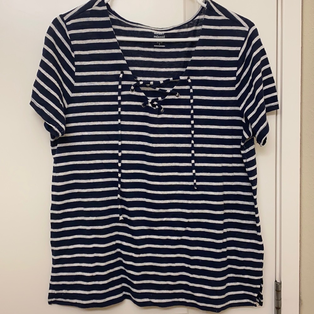 Old navy tshirt